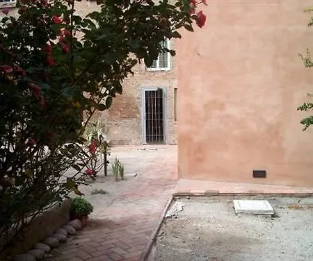 Antica Corte Di Charme Hotel