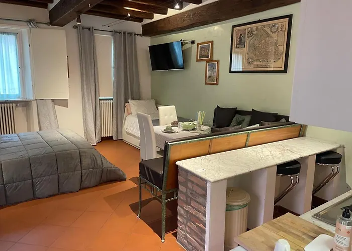 Antica Corte Di Charme Hotel 3*